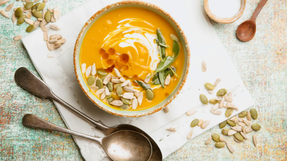 STYLECASTER | Pumpskin Slow Cooker Recipes