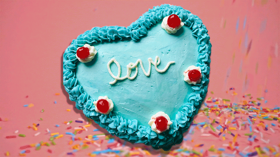 how to bake professional looking cake at home