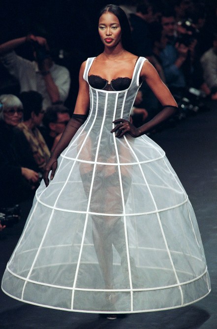 STYLECASTER | Influential Fashion Icons