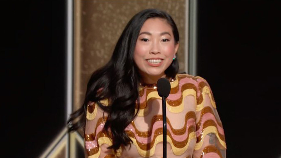 STYLECASTER | Awkwafina Golden Globes