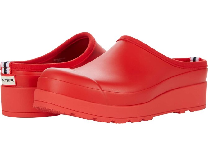 STYLECASTER | Rubber Clog Trend