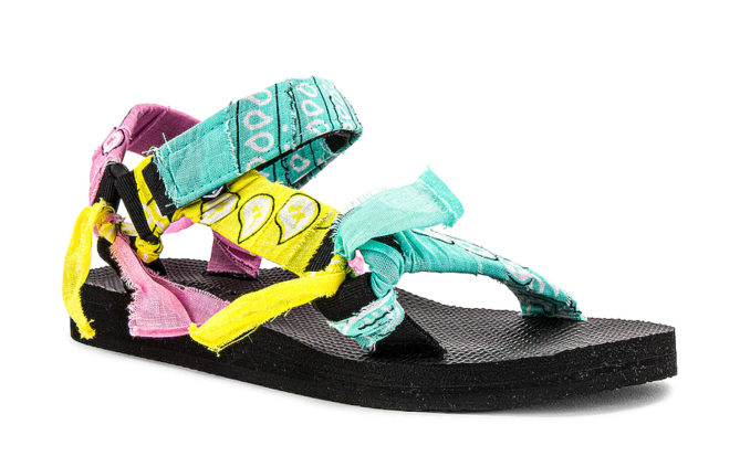 STYLECASTER | Dad Sandal Trend