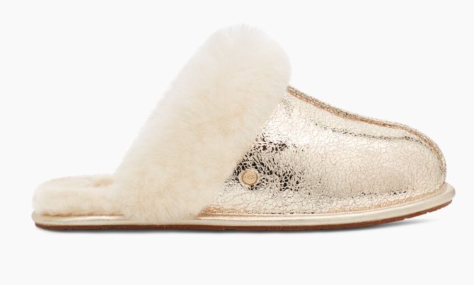 STYLECASTER | UGG Slippers