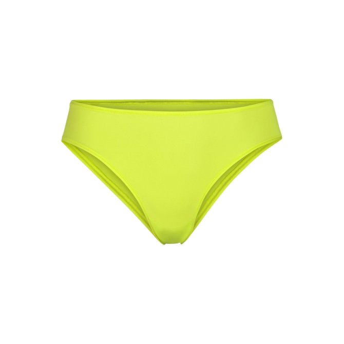 STYLECASTER | Skims Fits Everybody Neon