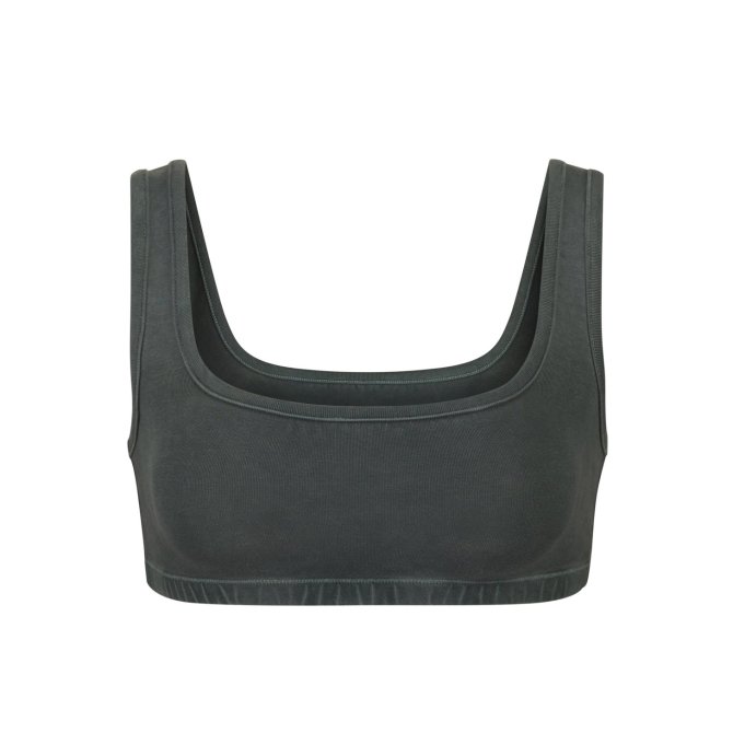 STYLECASTER | SKIMS Outdoor Basics Collection