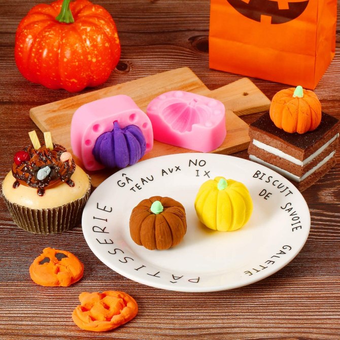 Patelai Store 3D Pumpkin Candy Mold