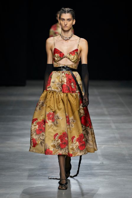 STYLECASTER | Milan Fashion Week SS22