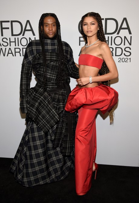 STYLECASTER | Zendaya CFDA Awards
