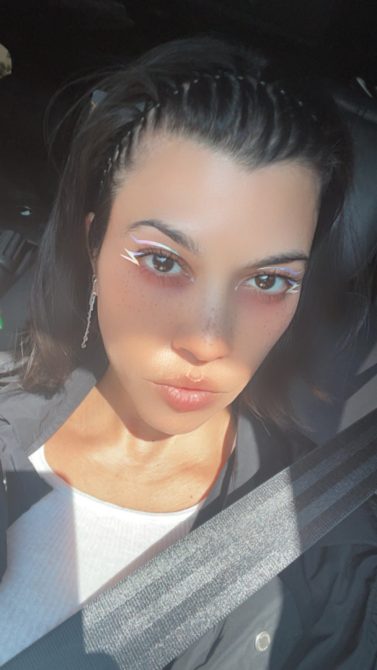 kourtney kardashian hair