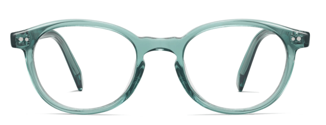 STYLECASTER | Glasses Trends 2022