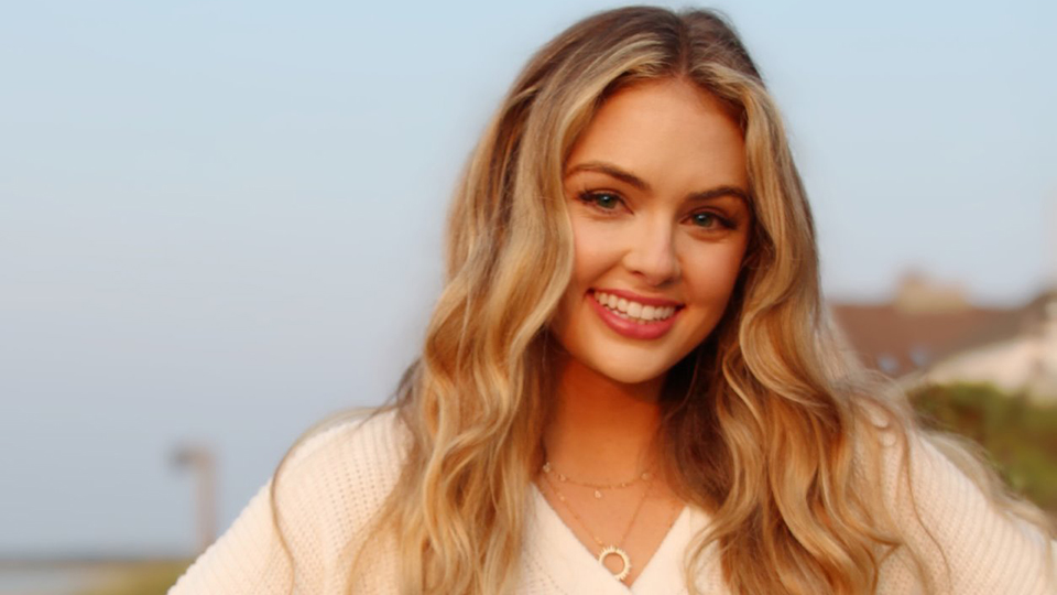 Susie, "The Bachelor" 2022