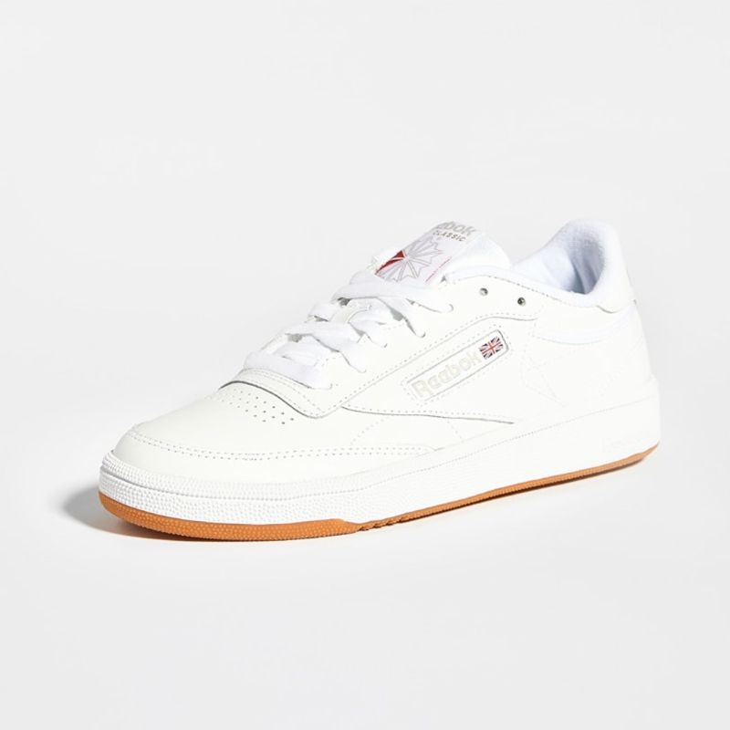 The Best Travel Shoes For Women in 2025