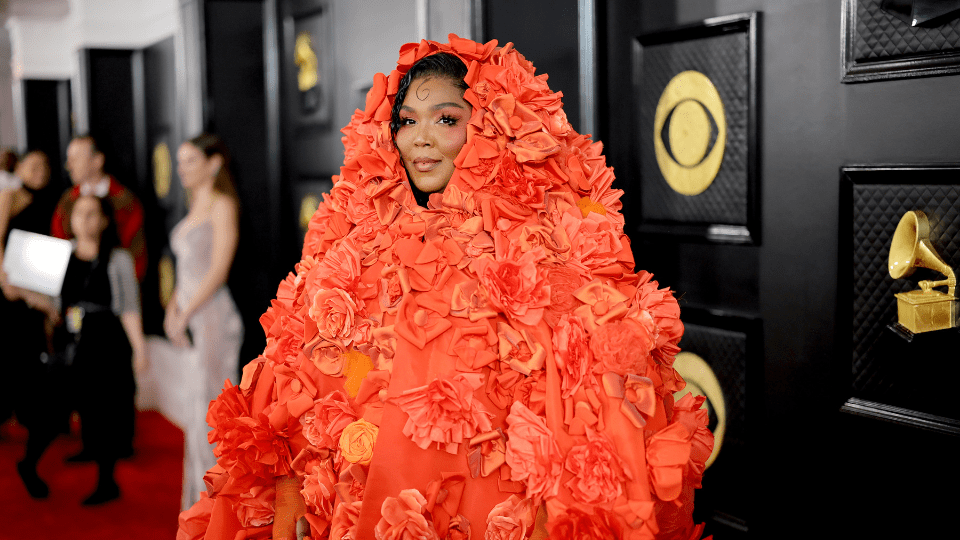 STYLECASTER | Lizzo Grammy Awards Look 2023