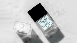 Butter LONDON Melt away