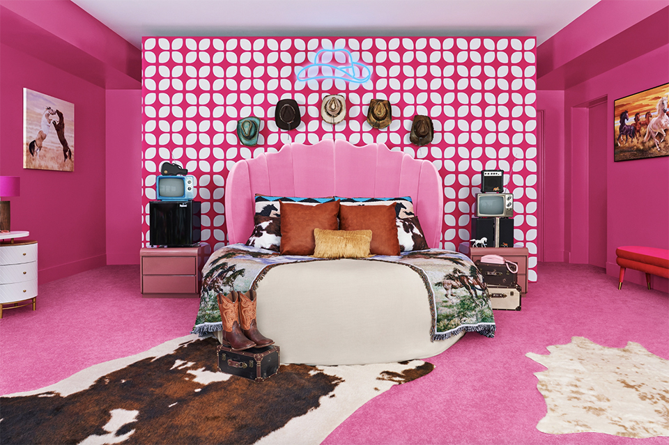 Airbnb Barbie Dreamhouse