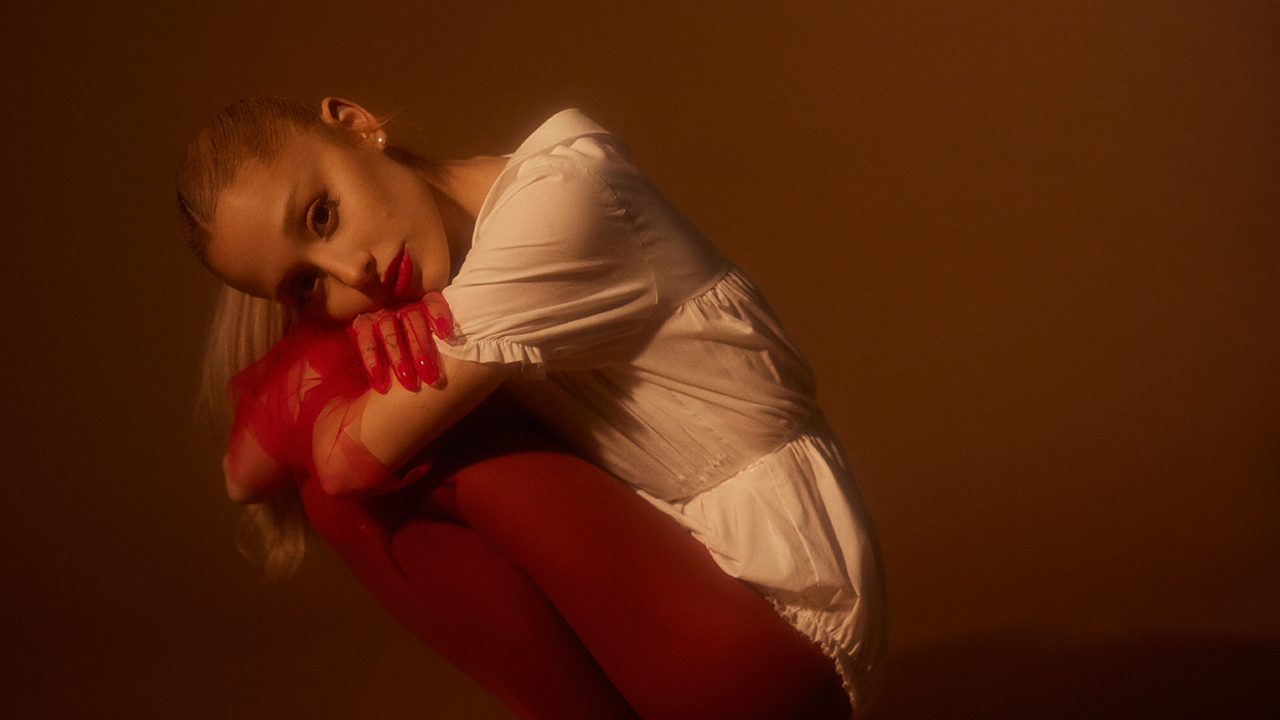 "We Can't Be Friends Anymore (Wait For Your Love)" by Ariana Grande Lyrics Are Written For 'Every Kind Of Relationship'