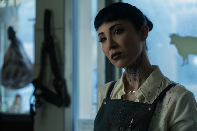 DEAD BOY DETECTIVES. Briana Cuoco as Jenny Green in episode 3 of DEAD BOY DETECTIVES.