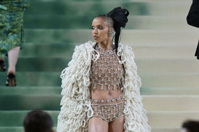 FKA Twigs at the 2024 Met Gala Celebrating "Sleeping Beauties: Reawakening Fashion" at The Metropolitan Museum of Art on May 06, 2024 in New York City.
