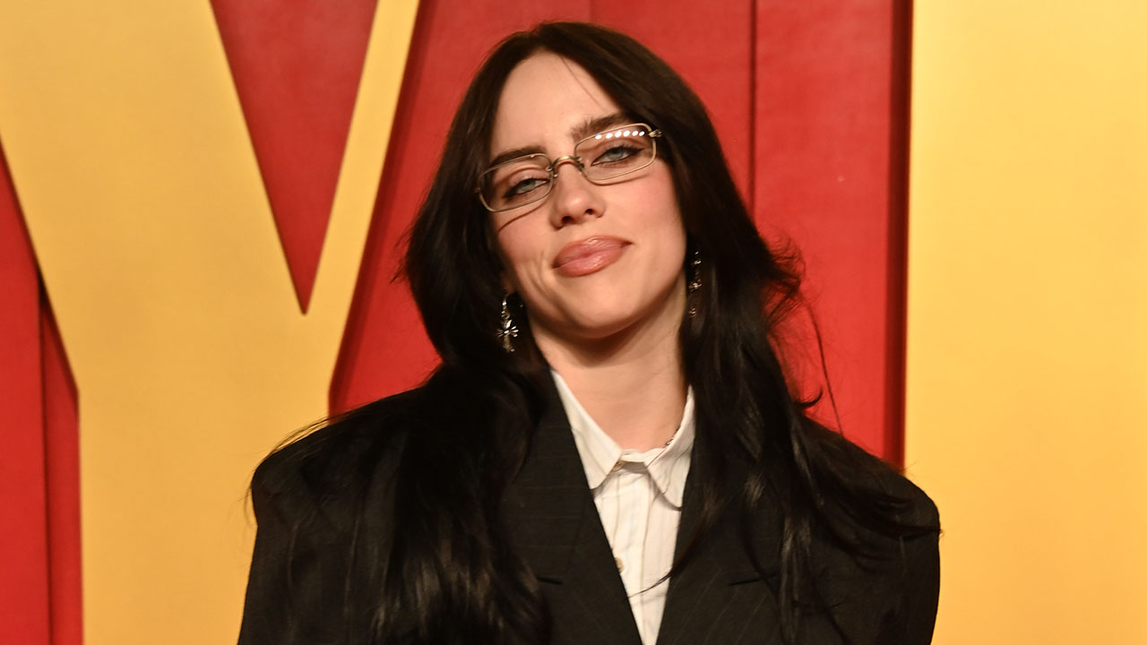 BEVERLY HILLS, CALIFORNIA - MARCH 10: attends the 2024 Vanity Fair Oscar Party Hosted By Radhika Jones at Wallis Annenberg Center for the Performing Arts on March 10, 2024 in Beverly Hills, California.