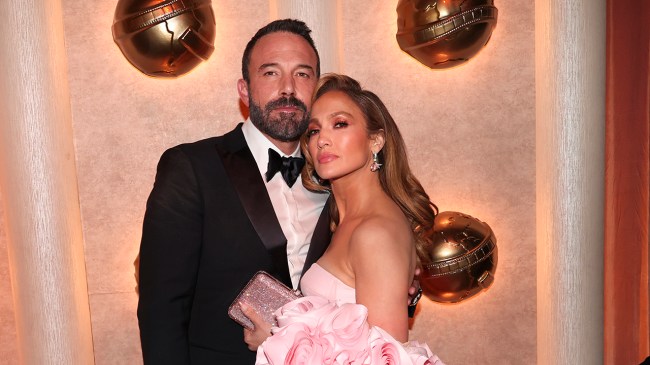 Jennifer Lopez & Ben Affleck's 1st 'Kiss' Since Divorce Rumors Says Everything About Where Their Relationship Stands