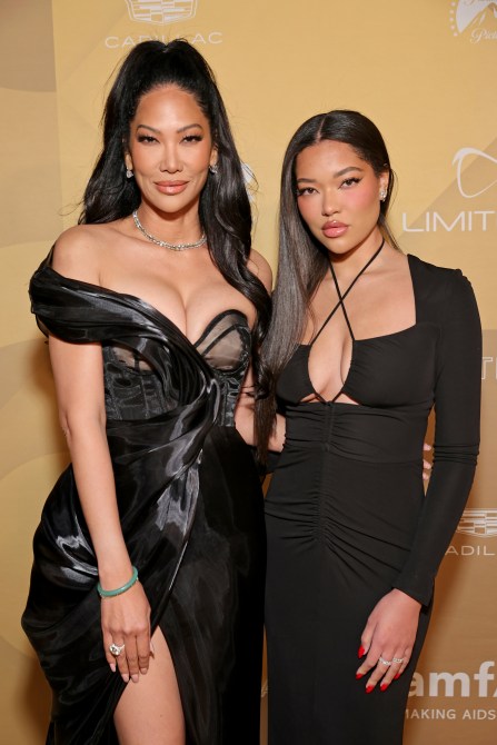 (L-R) Kimora Lee Simmons and Ming Lee Simmons attend amfAR Gala Los Angeles 2022 at Pacific Design Center on November 03, 2022 in West Hollywood, California.