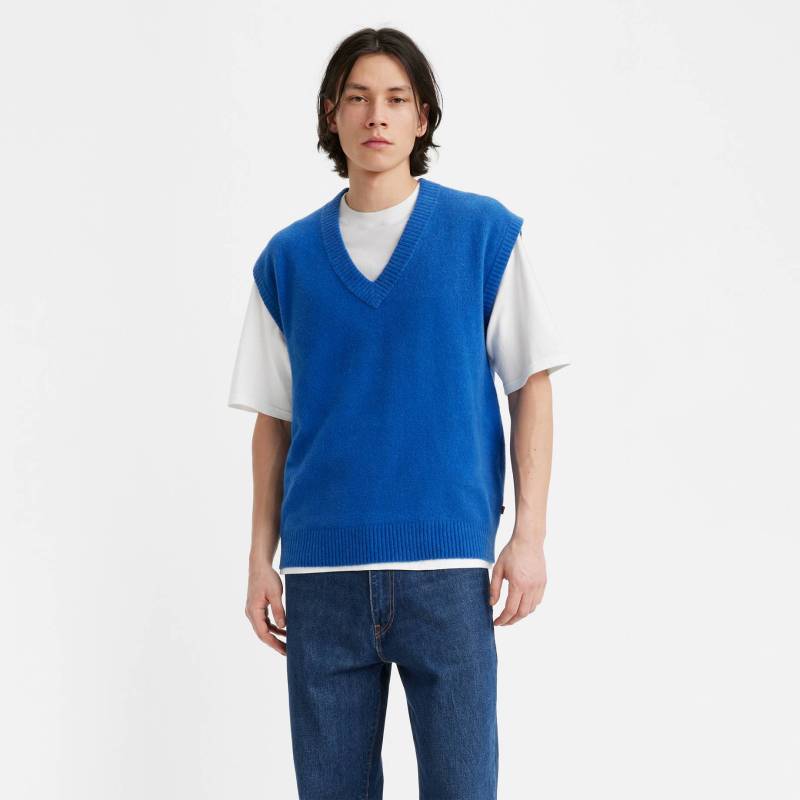 Men's Sweater Trends: Sweater Vests, Graphics, & More