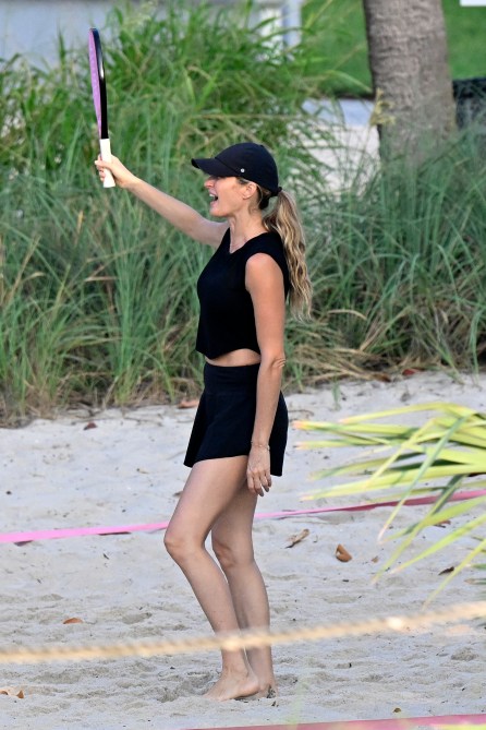 MIAMI BEACH, FL - AUGUST 21: Gisele Bundchen is seen out and about on August 21, 2024 in Miami Beach, Florida.