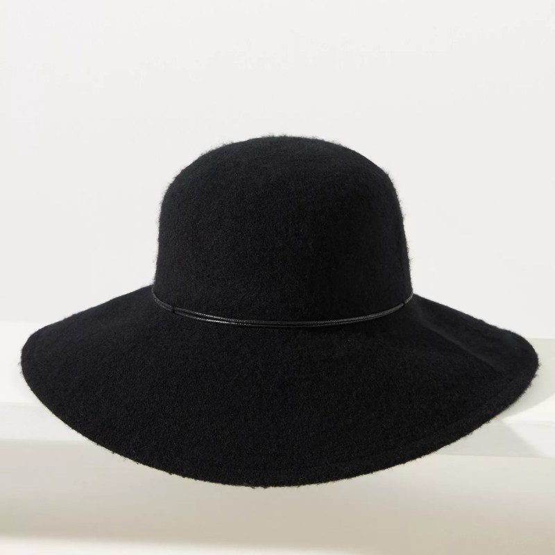 Taylor Swift Super Bowl Outfit 2025: How to Steal Her Style