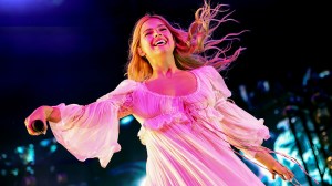 INDIO, CALIFORNIA - APRIL 13: (FOR EDITORIAL USE ONLY) Addison Rae performs with Arca at the Gobi Tent during the 2025 Coachella Valley Music and Arts Festival at Empire Polo Club on April 13, 2025 in Indio, California.