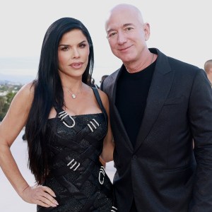 WEST HOLLYWOOD, CALIFORNIA - MARCH 09: (L-R) Lauren Sánchez and Jeff Bezos attend the Versace FW23 Show at Pacific Design Center on March 09, 2023 in West Hollywood, California.