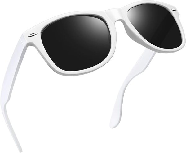 78 Taylor Swift Halloween Costume Ideas From a Hardcore Swiftie