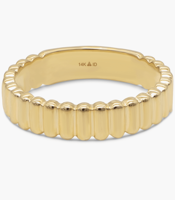 10 Cheap Women's Wedding Bands That Still Look Ultra-Luxe 2026